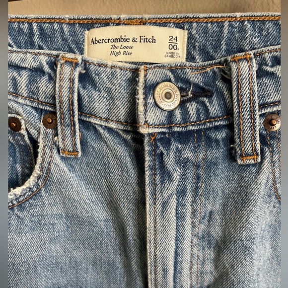 Abercrombie & Fitch The loose high-rise Jean-EUC - Picture 7 of 12